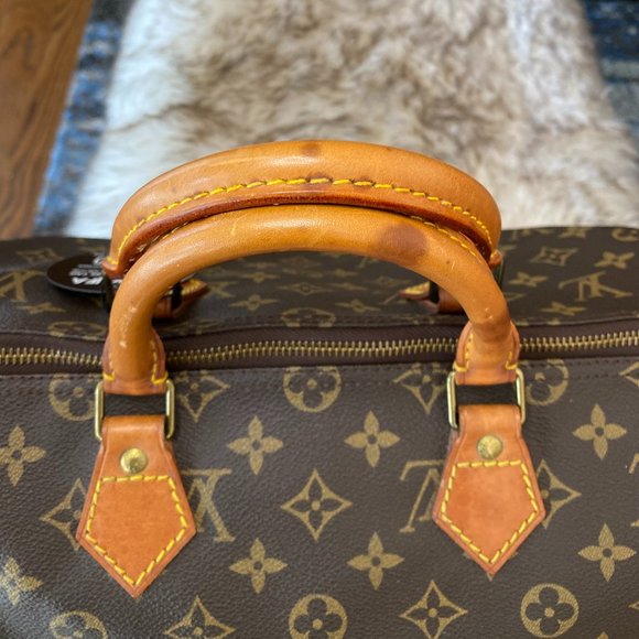 Authentic Louis Vuitton Speedy 35 Satchel Handbag - Picture 12 of 13